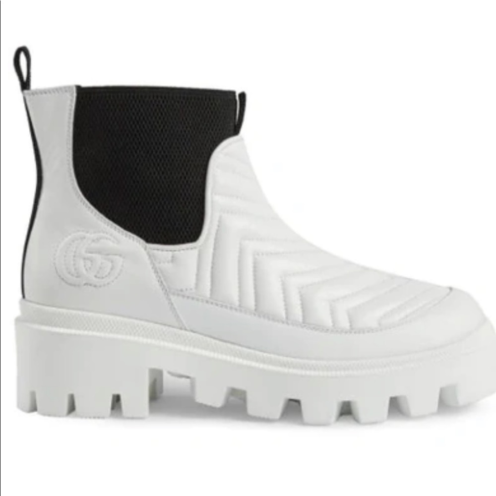 Gucci new white leather boots NWT 38 avail